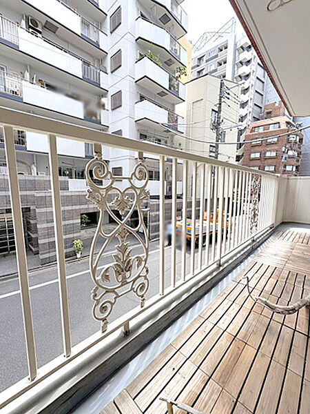 バルコニーを拡大表示