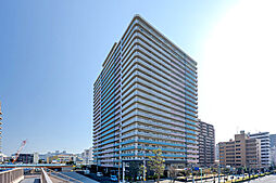2002年6月築　総戸数434戸　大成建設(株)施工の複合免震構法タワーマンション