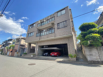 外観:全居室がバルコニーに面しており、通風・採光ともに良好。 外観:全居室がバルコニーに面しており、通風・採光ともに良好。