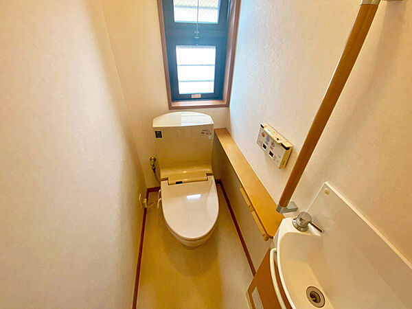 トイレを拡大表示