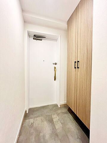 玄関 グローリオ西新井 1階/-