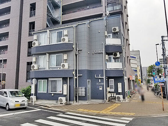 明治通りに面す...