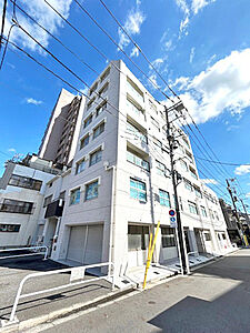 外観：7階　南東・南西の角部屋