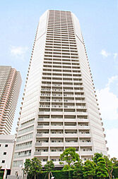 重厚感のあるマンション外観。大規模修繕工事実施済みです。