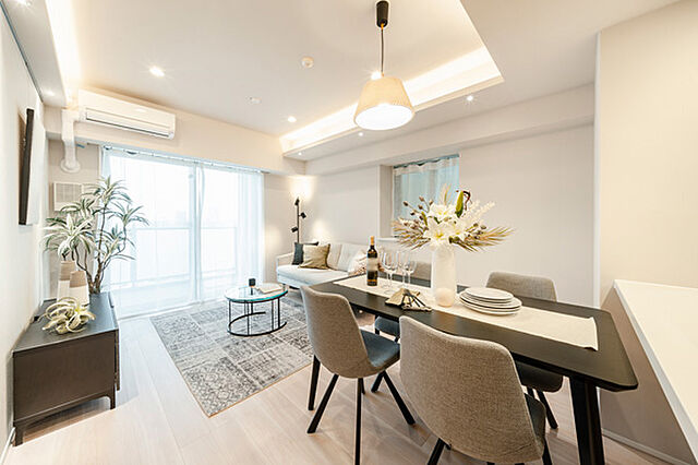 リビング/ダイニング 豊島区池袋本町4丁目