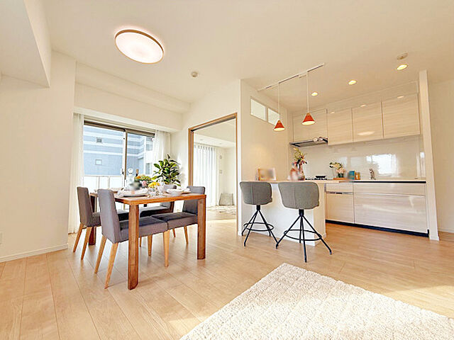 リビング/ダイニング パレステージ上野 10階/-