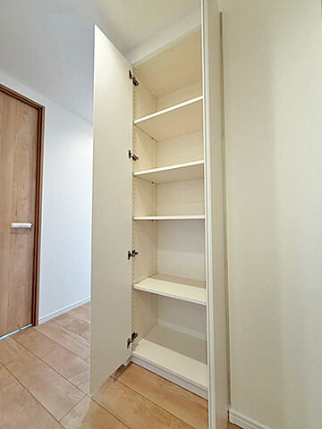 収納 パレステージ上野 10階/-