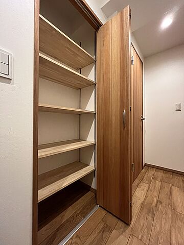 収納 大森ナショナルコート 10階/-