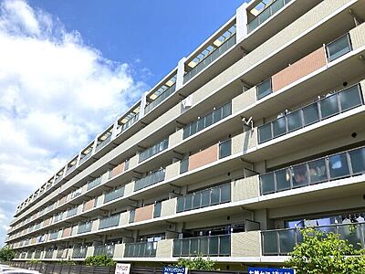 外観:長谷工コーポレーション施工、総戸数137戸のマンション。大切なペットと暮らせます(飼育細則有り)。【現地外観写真】 外観:長谷工コーポレーション施工、総戸数137戸のマンション。大切なペットと暮らせます(飼育細則有り)。【現地外観写真】