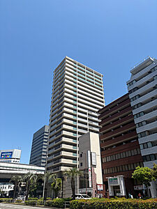外観：大阪メトロ谷町線「谷町四丁目」駅徒歩1分など複数路線利用可能。通勤・通学の選択肢が広がります。【現地外観写真】