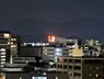 周辺：住戸から、毎年8月に開催される「京都五山送り火」の火文字を望むことができます(天候による)。【住戸からの眺望写真】