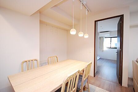 ※販売対象に家具・調度品は含まれません。全居室お手入れがしやすいフローリング仕様。24時間換気システムが採用されています。