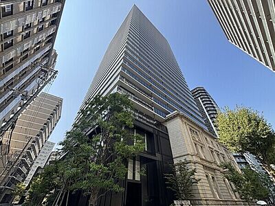 外観:RC造地上33階建13階部分、制震構造タワーレジデンス。複数路線利用可能で通勤通学に便利な立地です。【現地外観】 外観:RC造地上33階建13階部分、制震構造タワーレジデンス。複数路線利用可能で通勤通学に便利な立地です。【現地外観】