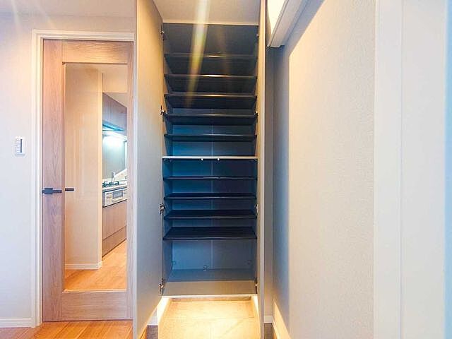 玄関 ダイアパレス鶯谷 7階/-