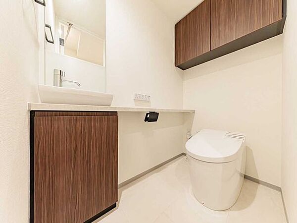 トイレを拡大表示