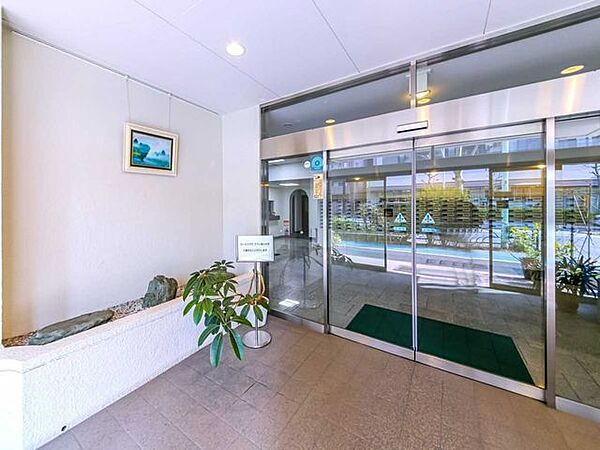 エントランスを拡大表示