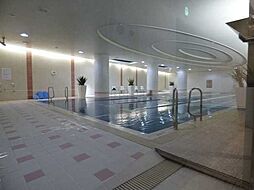 全長20ｍの温水プール