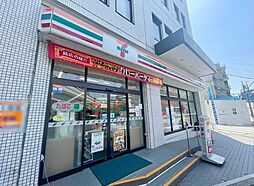セブンイレブン南青山7丁目店 201m