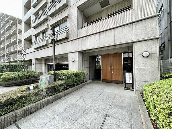 エントランスを拡大表示