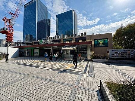 JR「田町」駅 619m