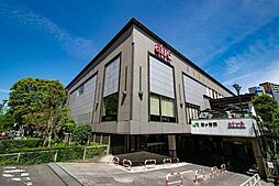 アトレ四谷 680m