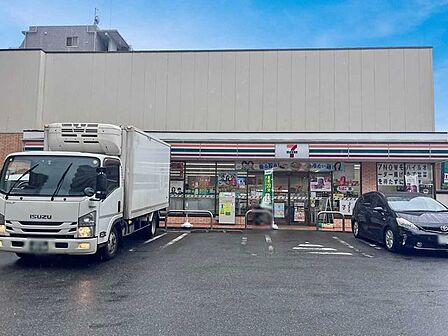 セブンイレブン 江東木場3丁目店 130m