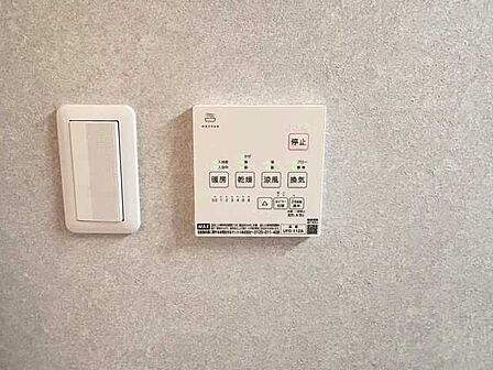 浴室換気乾燥暖房機操作パネル