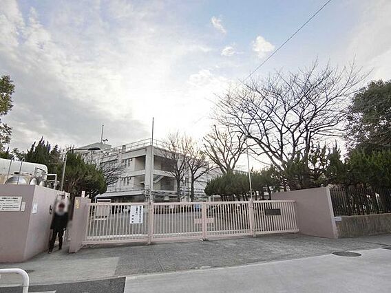 江東区立亀戸中...