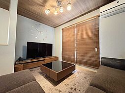 府中市八幡町1丁目　中古戸建 3SLDKのリビング/ダイニング