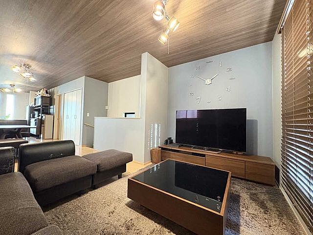 リビング/ダイニング 府中市八幡町1丁目