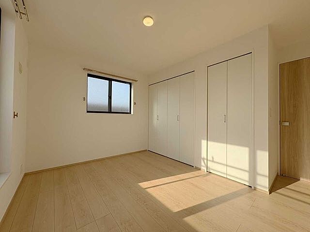 室内 府中市八幡町1丁目