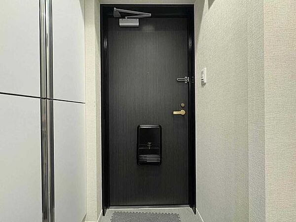 玄関を拡大表示
