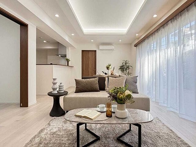 リビング/ダイニング サニークレスト上目黒壱番館 1階/-