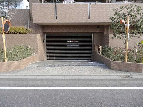 駐車場を拡大表示