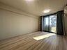 室内：約13.0帖