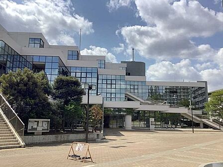 高井戸地域区民センター 250m