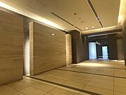エントランスホール
