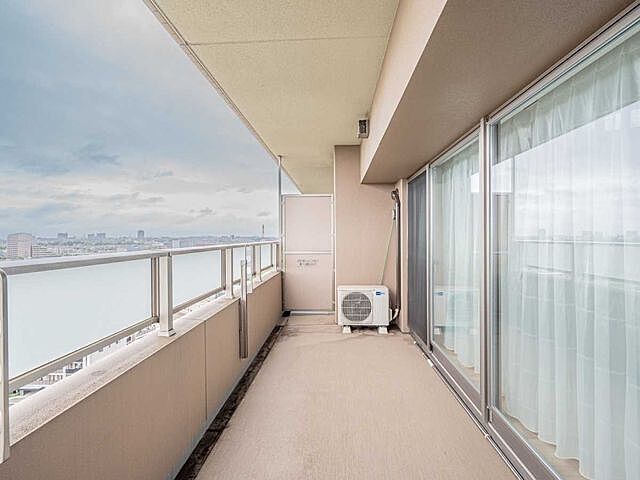 バルコニー ザ・レジデンス津田沼奏の杜 ブロードレジデンス 13階/-