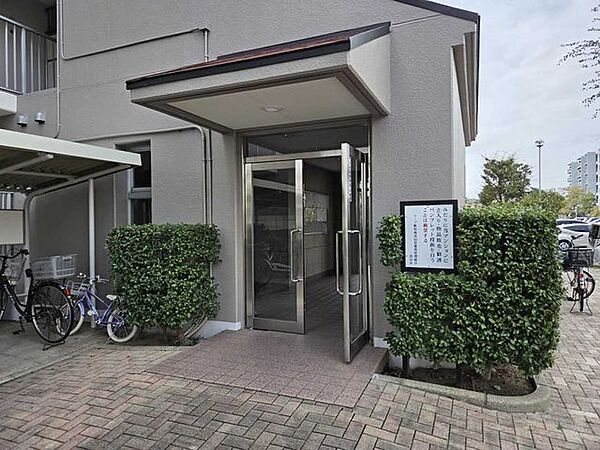 エントランスを拡大表示