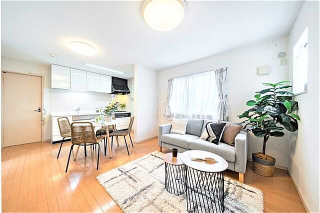 リビング/ダイニング 昭島市拝島町5丁目