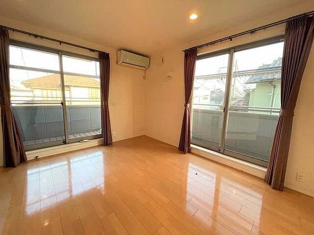 室内 小金井市東町5丁目