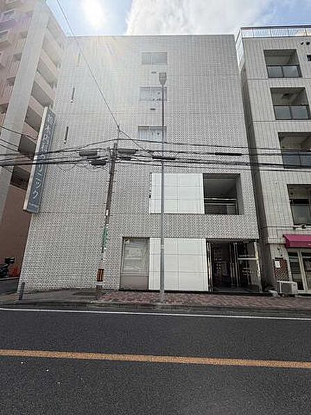 鈴木内科クリニック 130m