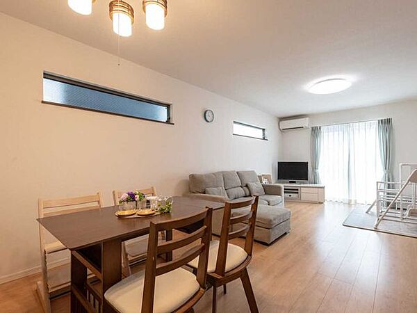 リビング/ダイニング