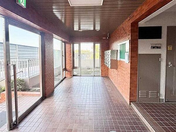 エントランスを拡大表示