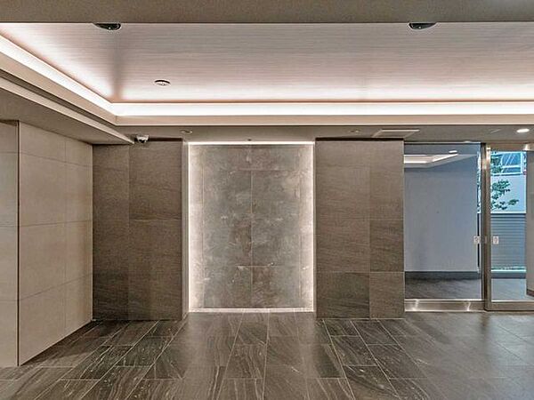 エントランスを拡大表示
