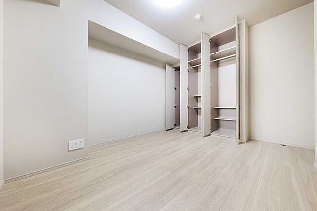 室内 アトラス横浜レジデンス 8階/-