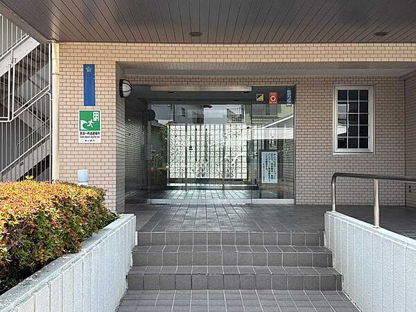 エントランスを拡大表示