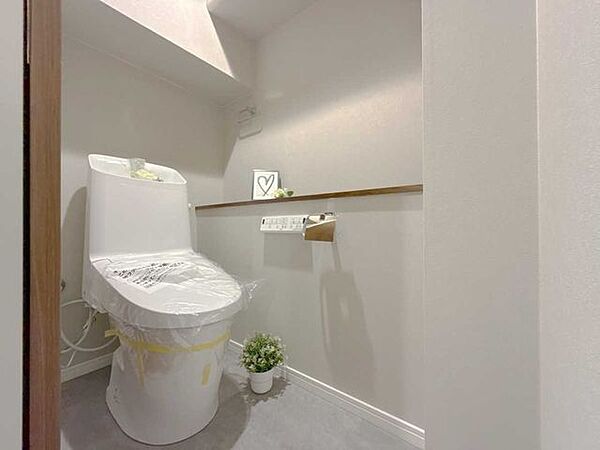 トイレを拡大表示