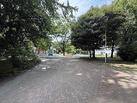 神奈川公園 230m