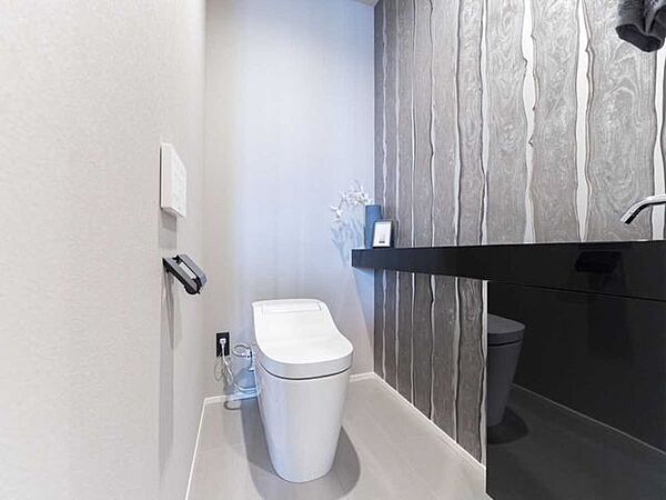 トイレを拡大表示